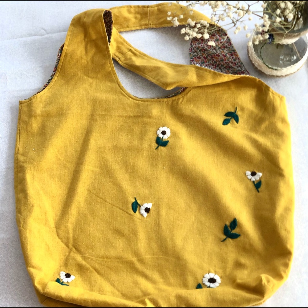 Hand Embroidered Linen Tote Bag/Hand Stitched